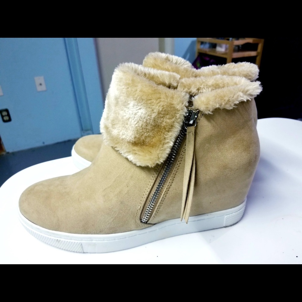 Brash Women’s Tan Fur Cece 3" Wedge Zipper Sneaker